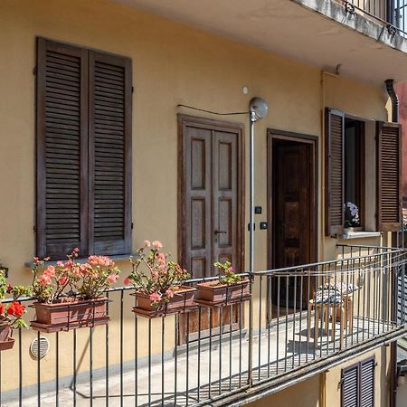 Como Renovated Apartment Εξωτερικό φωτογραφία