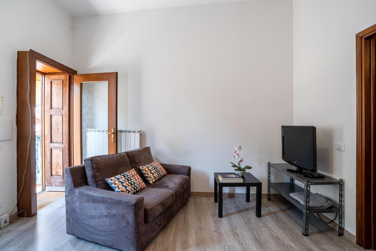 Como Renovated Apartment Εξωτερικό φωτογραφία